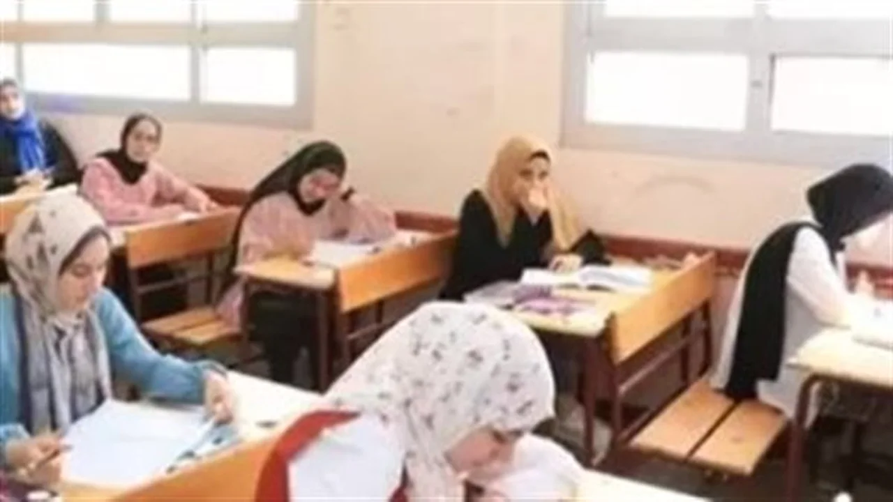 لحظات حاسمة.. انتهاء امتحانات الثانوية العامة 2026 وتأثيرها على الأسر